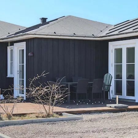 Gorgeous In Ejstrupholm With Wifi Ferienhaus