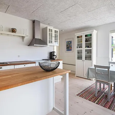 Gorgeous In Ejstrupholm With Wifi